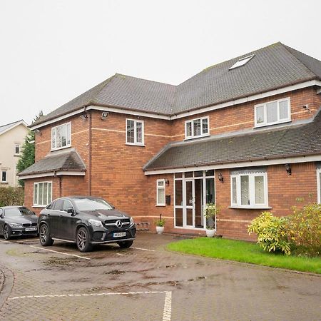 Oyo Oakcroft Guest House Manchester Airport Ringway المظهر الخارجي الصورة