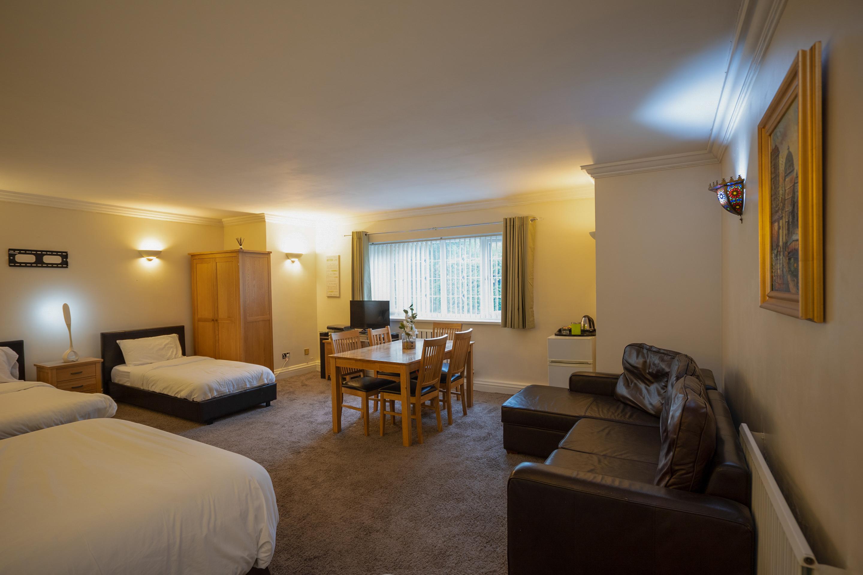 Oyo Oakcroft Guest House Manchester Airport Ringway المظهر الخارجي الصورة
