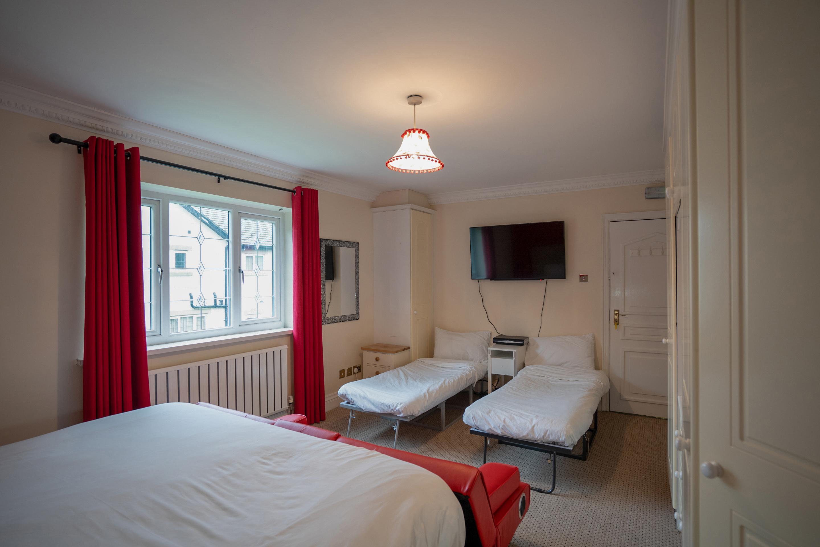 Oyo Oakcroft Guest House Manchester Airport Ringway المظهر الخارجي الصورة