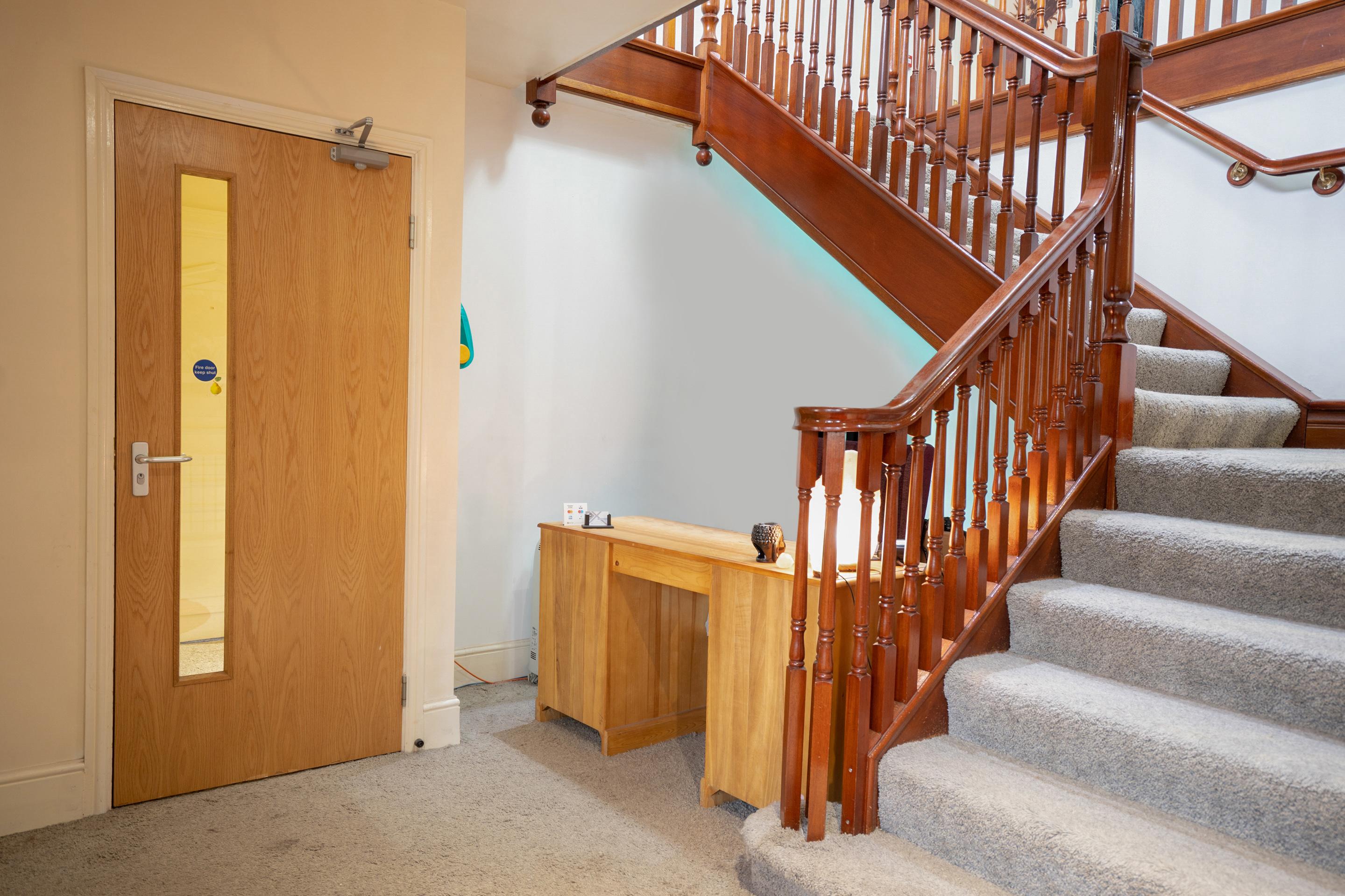 Oyo Oakcroft Guest House Manchester Airport Ringway المظهر الخارجي الصورة